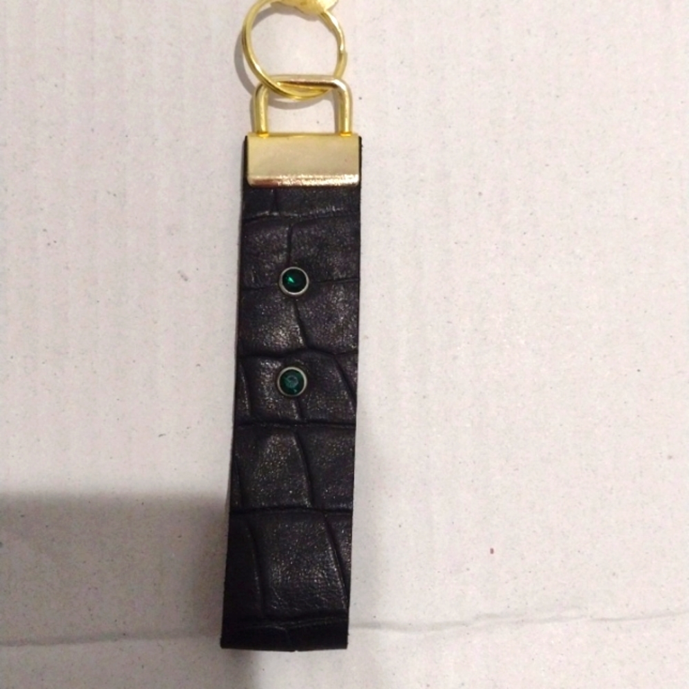 Handmade Leather Keyfobs - Picture 2 of 3